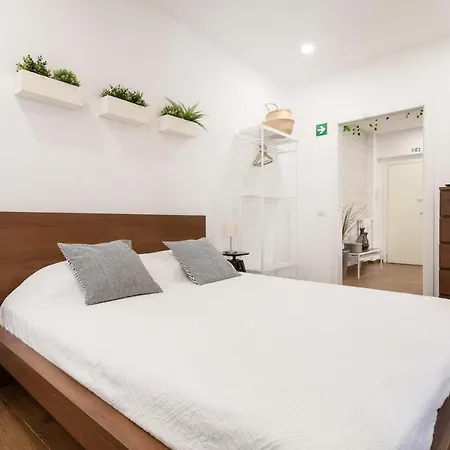 Valle Aurelia Rosa Apartment *